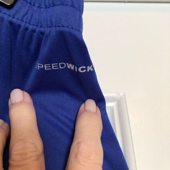 REEBOK - NWT - M Sz Medium Speedwick Active Shorts in Victor Blue. POCKETS! - Picture 14 of 16